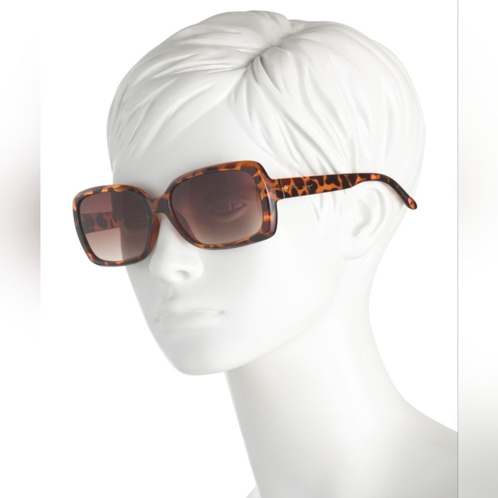 Betsey Johnson Tortoise Shell Square Sunglasses Choice Of Black Or Brown